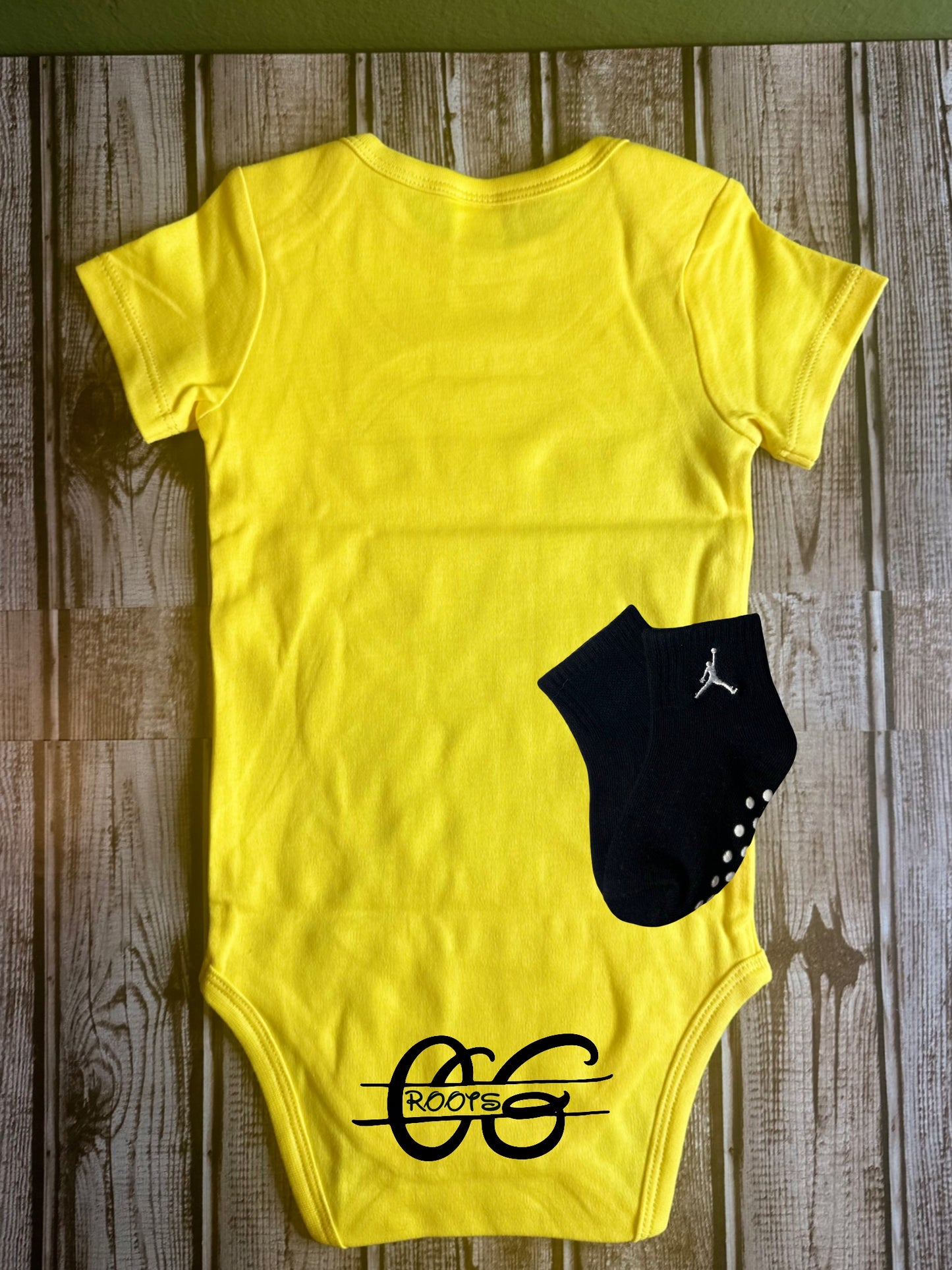 Minion status baby onsie shower gift decorations